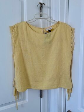 Universal Thread Light Yellow embroidered Lace-Trim Cotton Top